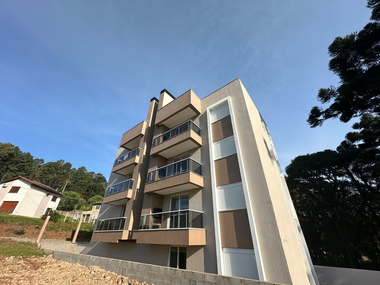 Imagem propriedade APARTAMENTO SEMI MOBILIADO